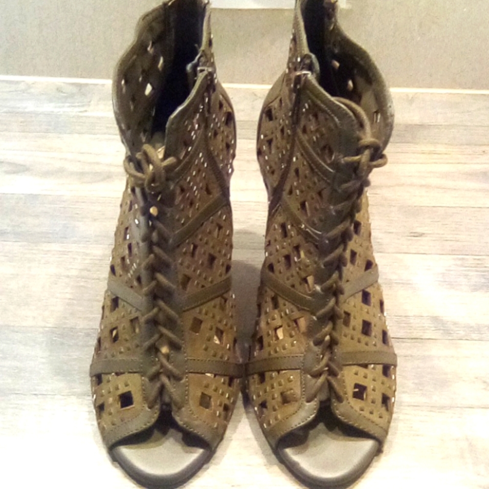 Gianni Bini Women Suede / Leather High Heels Bootie Girlcore Shoes Size 8